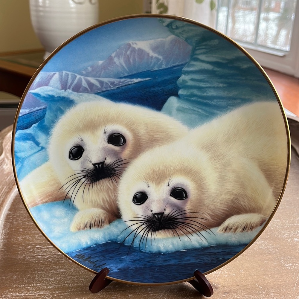 The Franklin Mint "Ice Pups" by Wepplo